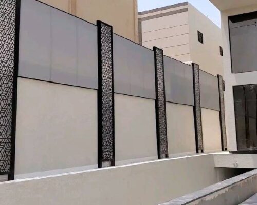 سواتر الحديد والخشب والقماش