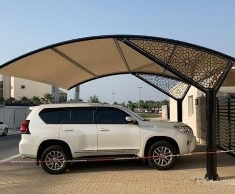 مظلات سيارات الخرج